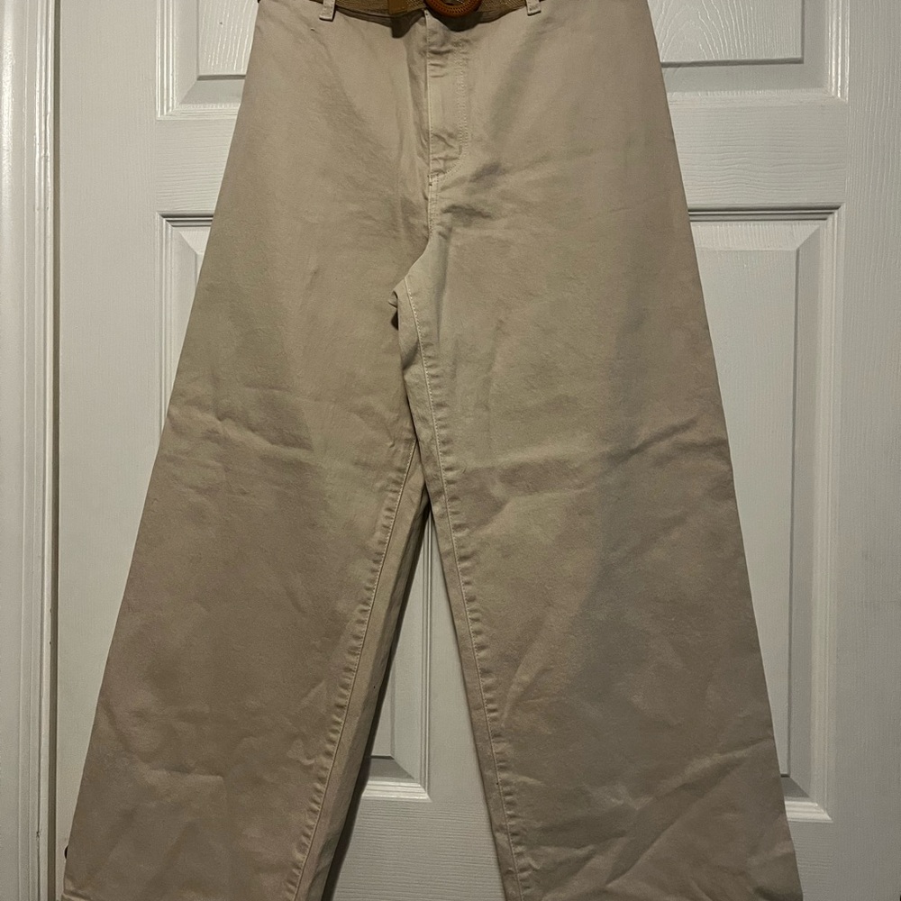 Stylish and Chic Cream pants with belt